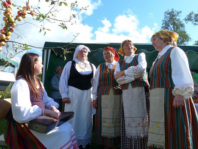 2011